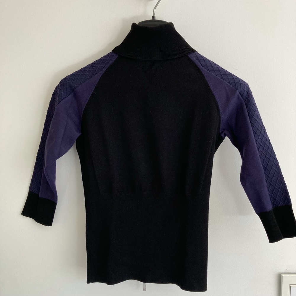 Karen Millen stretchy, fitted turtleneck with 2/3 length sleeves size 2 (M)